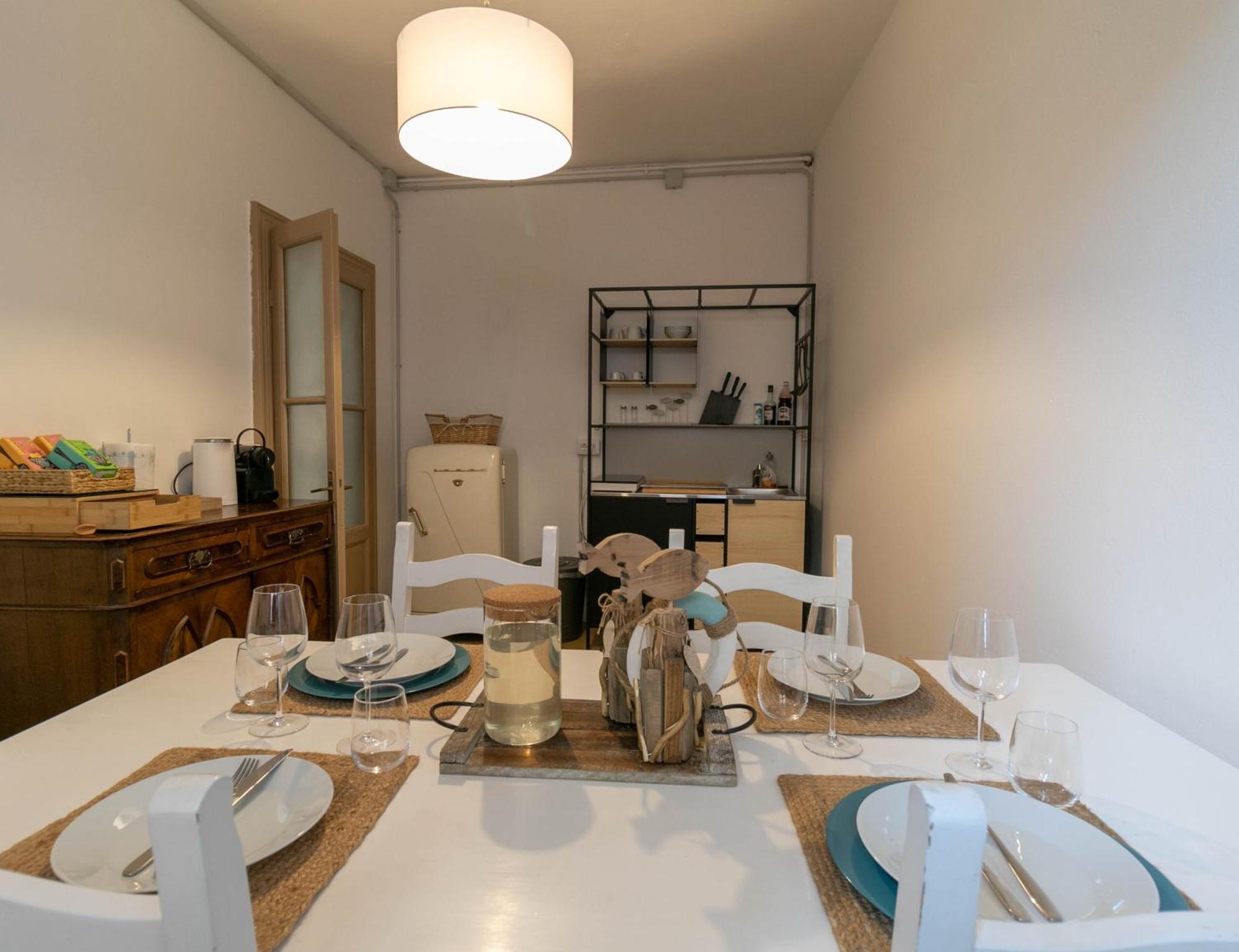 Welcomely - Casa Margherita Βαρένα Εξωτερικό φωτογραφία